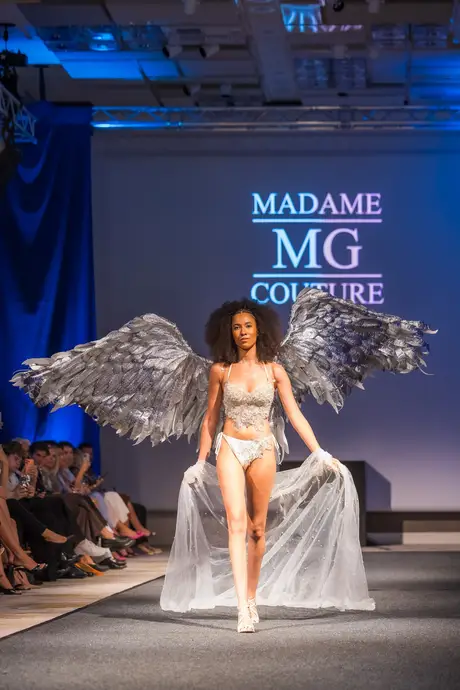 7 August 2026, show 2, Runway. Frame UDTEDK