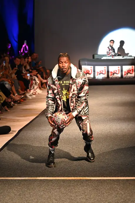 8 August 2026, show 6, Runway. Frame FDN-ZC