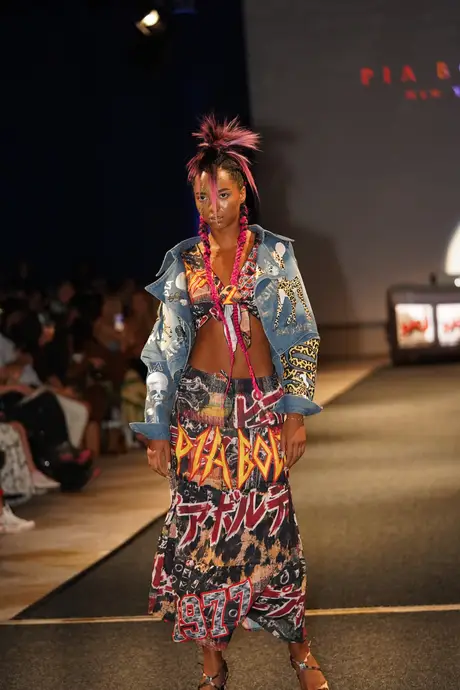 Pia Bolte, 8 August 2026, show 6, Runway. Frame U1JWUY