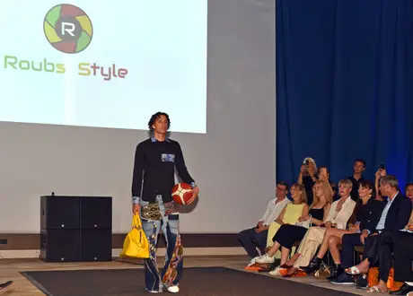 7 August 2026, show 2, Runway. Frame YKLT89