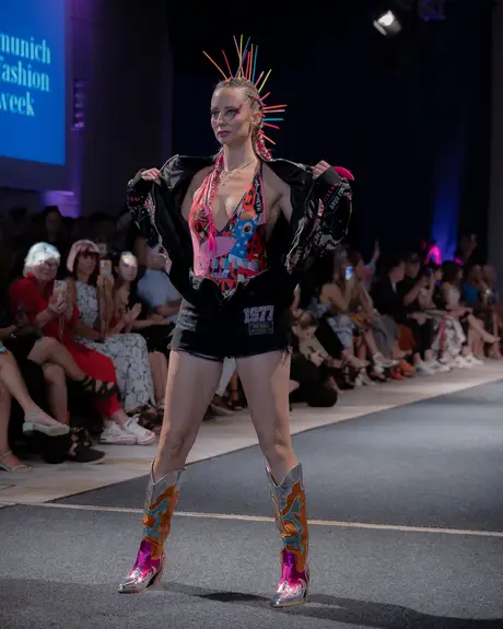 Pia Bolte, 8 August 2026, show 6, Runway. Frame RRZNEQ