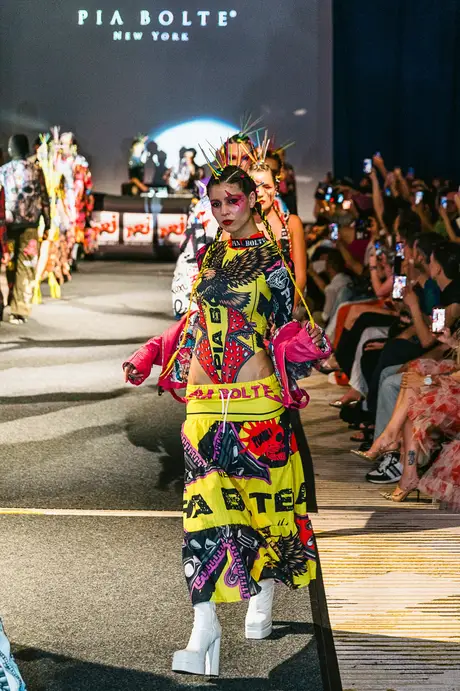 Pia Bolte, 8 August 2026, show 6, Runway. Frame SL2JKC