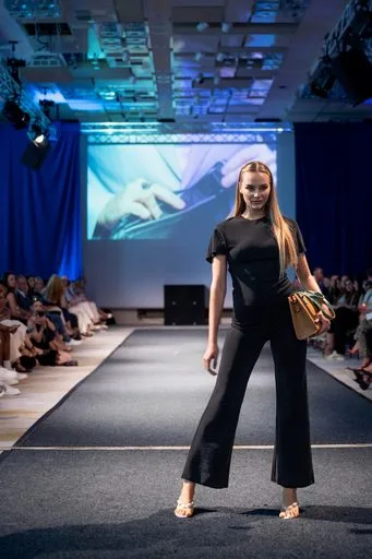 Joelle Jacobs x Holsta, 9 August 2026, show 6, Runway. Frame T67WTY
