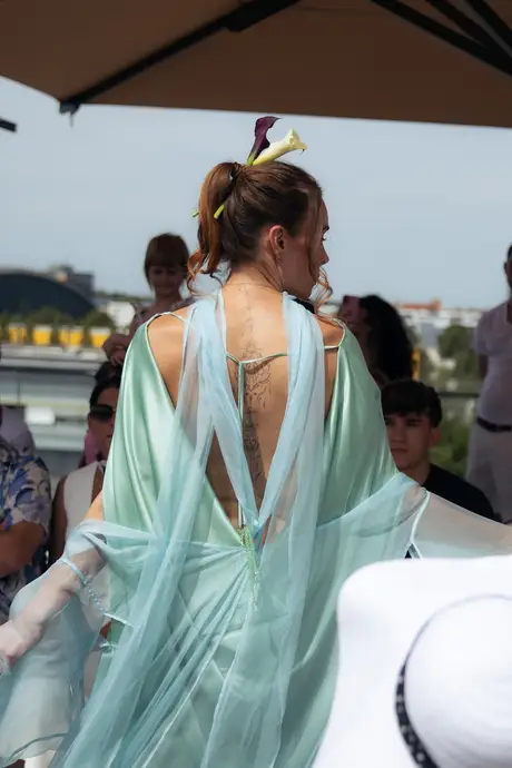 Melisande, 9 August 2026, show 2, Runway. Frame IDETXD