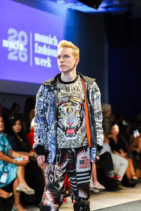 Pia Bolte, 8 August 2026, show 6, Runway. Frame QVCNID