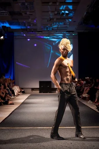 Joelle Jacobs x Holsta, 9 August 2026, show 6, Runway. Frame 39TJLW