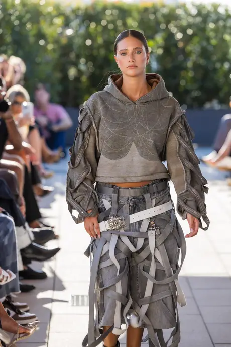 7 August 2026, show 1, Runway. Frame SOTJVJ