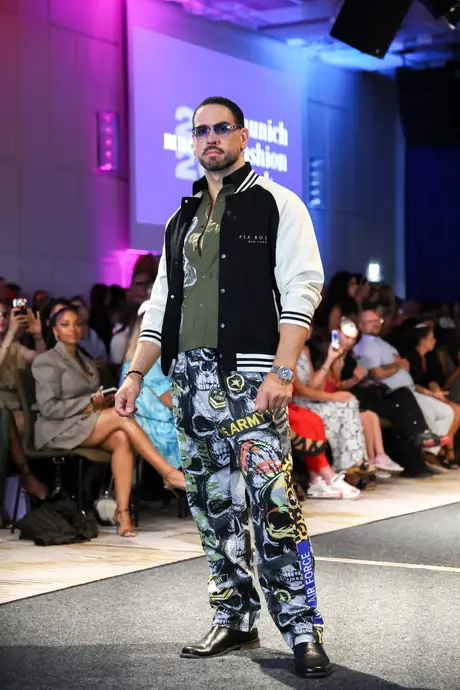 Pia Bolte, 8 August 2026, show 6, Runway. Frame 8A2Y6P