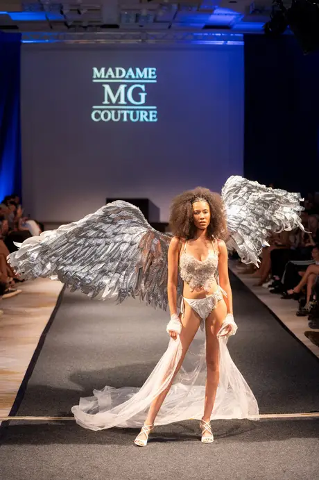 Madame MG Couture, 7 August 2026, show 2, Runway. Frame 4IRTUG