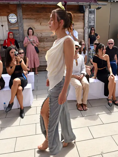 Runway, 9 August 2026. Frame LE3XLR
