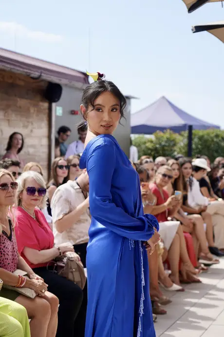 Melisande, 9 August 2026, show 2, Runway. Frame 7N0OZ_