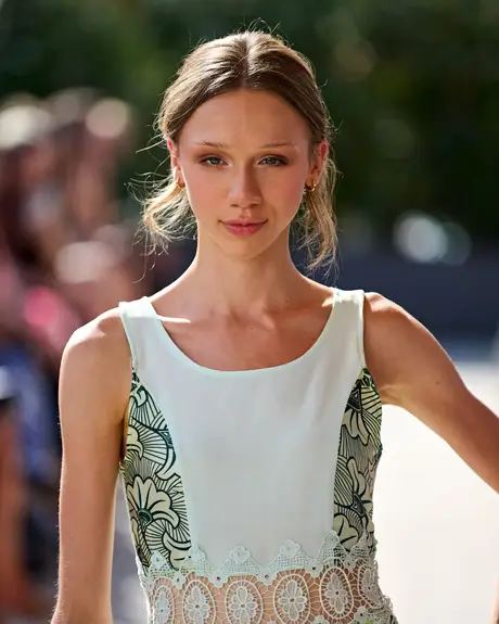 Roubs Style, 9 August 2026, show 4, Runway. Frame 2ARYVD