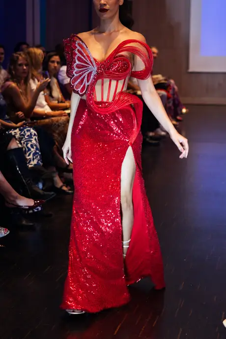 House of Karneol, 9 August 2026, show 5, Runway. Frame E79FQX