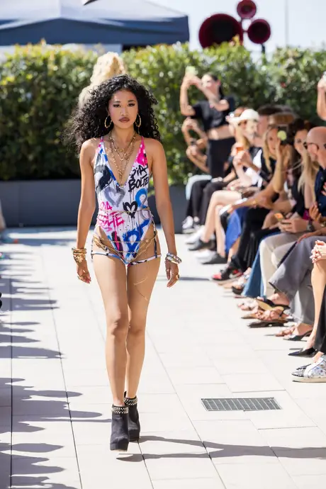 Pia Bolte, 8 August 2026, show 2, Runway. Frame S4HQW7