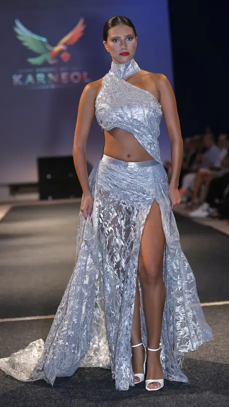 7 August 2026, show 2, Runway. Frame 5YJ3-1