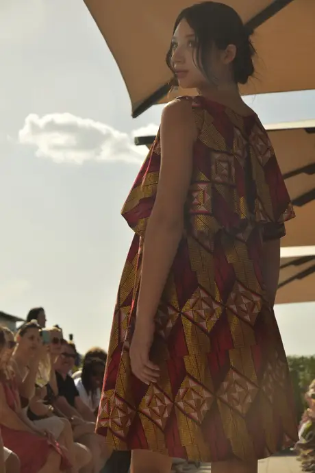 Roubs Style, 9 August 2026, show 4, Runway. Frame O0TEO0