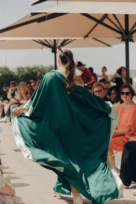 Melisande, 9 August 2026, show 2, Runway. Frame JIQIMU