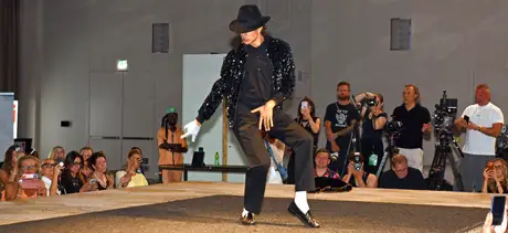 9 August 2026, show 2, Runway. Frame CJBT5U