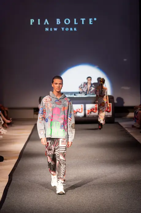 Pia Bolte, 8 August 2026, show 6, Runway. Frame SRAPMH