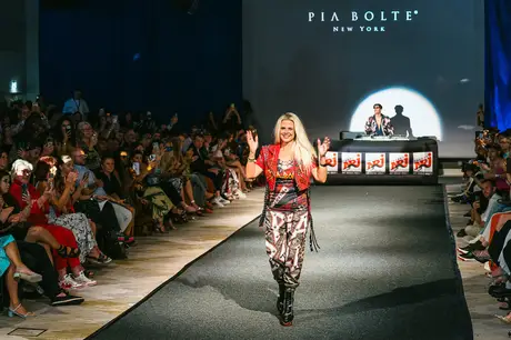 Pia Bolte, 8 August 2026, show 6, Runway. Frame XAXY4Q