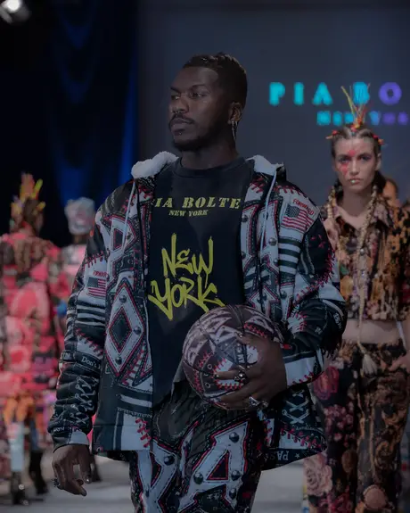 Pia Bolte, 8 August 2026, show 6, Runway. Frame V7OALA