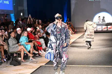 8 August 2026, show 6, Runway. Frame CKKAUF
