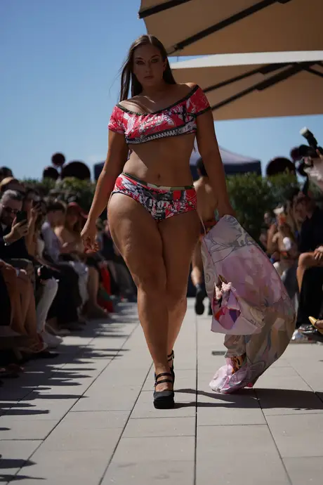 Pia Bolte, 8 August 2026, show 2, Runway. Frame TXJ-FY