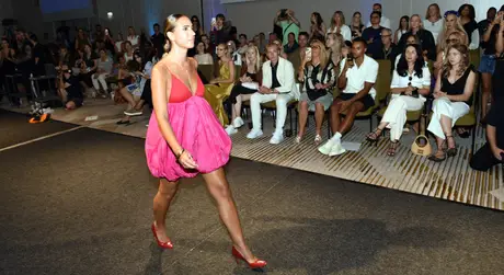 Runway, 9 August 2026. Frame Z5VIZY