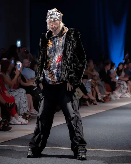 Pia Bolte, 8 August 2026, show 6, Runway. Frame ESBHHB