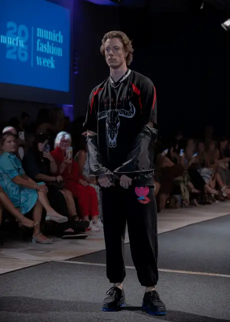Pia Bolte, 8 August 2026, show 6, Runway. Frame OS52BN