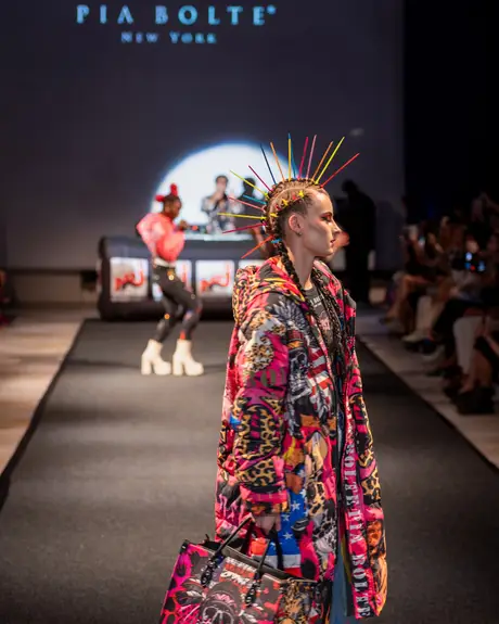 Pia Bolte, 8 August 2026, show 6, Runway. Frame LXZ7JM