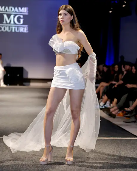 7 August 2026, show 2, Runway. Frame 3V0IQV