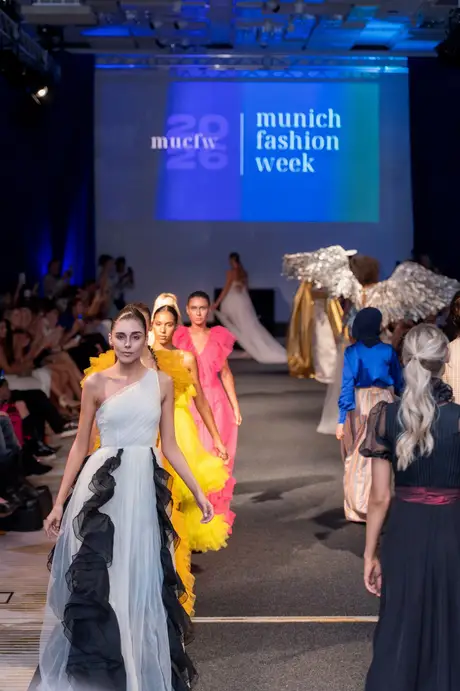 Lovely Kiss, 7 August 2026, show 2, Runway. Frame TPMXSD