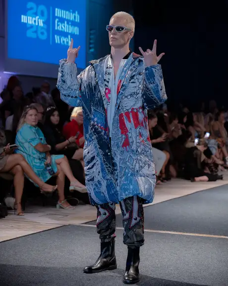 Pia Bolte, 8 August 2026, show 6, Runway. Frame 6EKW-L