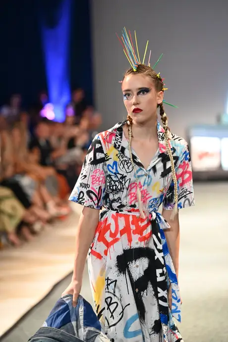 8 August 2026, show 6, Runway. Frame UVSDS3