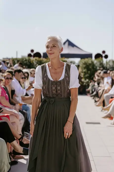 8 August 2026, show 4, Runway. Frame LG7TVZ