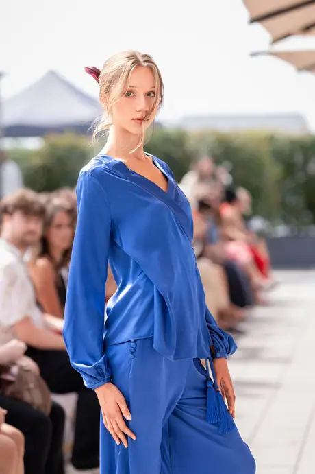 Melisande, 9 August 2026, show 2, Runway. Frame VQQ2KN
