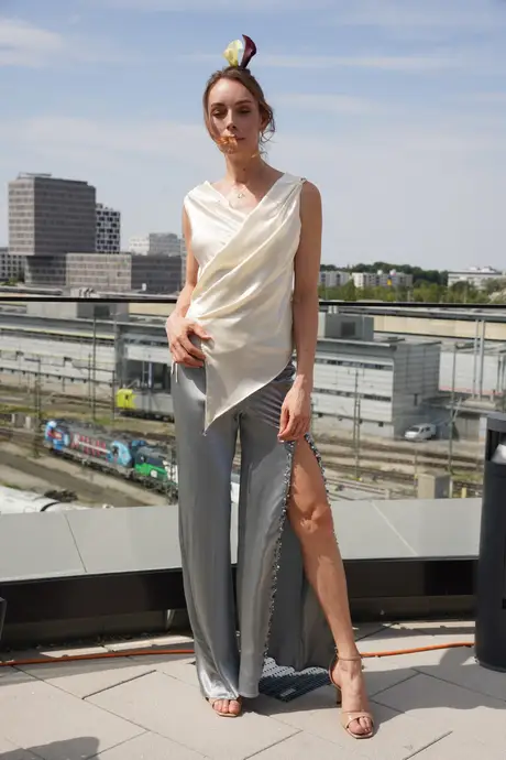Melisande, 9 August 2026, show 2, Runway. Frame VJ7YQG