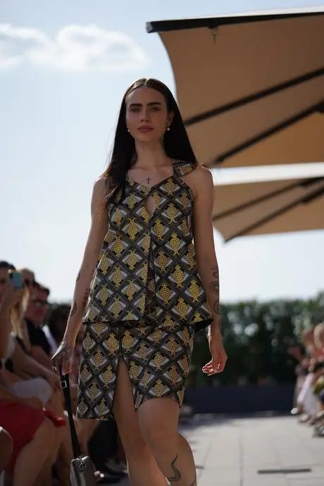 Roubs Style, 9 August 2026, show 4, Runway. Frame RKQYEI