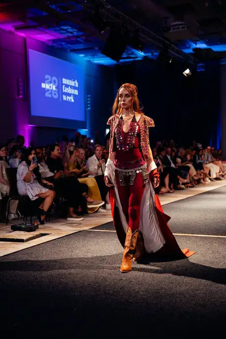 Joelle Jacobs, 9 August 2026, show 6, first of two, Runway. Frame HS6IDP
