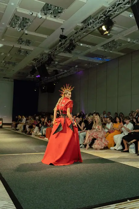 Pia Bolte, 8 August 2026, show 6, Runway. Frame H6QJMI