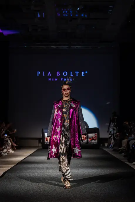 Pia Bolte, 8 August 2026, show 6, Runway. Frame BN72NV