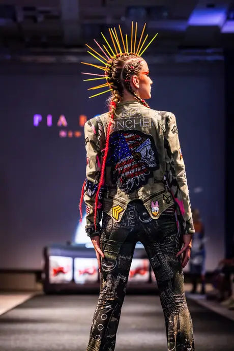 Pia Bolte, 8 August 2026, show 6, Runway. Frame OJSJ8V