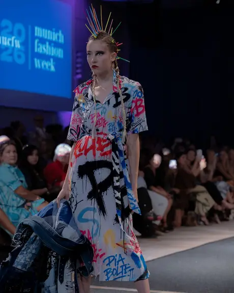 Pia Bolte, 8 August 2026, show 6, Runway. Frame D-QQ3R