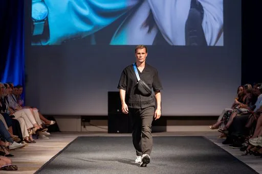 Joelle Jacobs x Holsta, 9 August 2026, show 6, Runway. Frame R_LOB_
