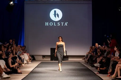 Joelle Jacobs x Holsta, 9 August 2026, show 6, Runway. Frame WRJN29