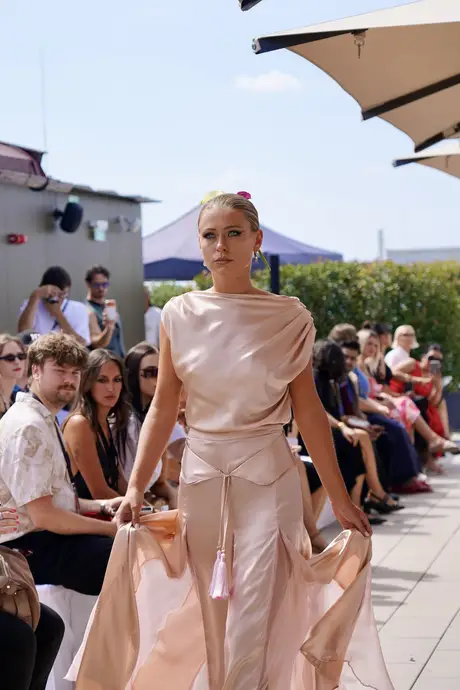 Melisande, 9 August 2026, show 2, Runway. Frame 1E3EZO