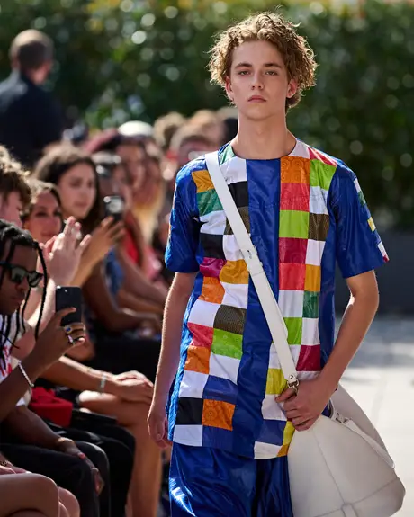 Roubs Style, 9 August 2026, show 4, Runway. Frame 0OXS4G
