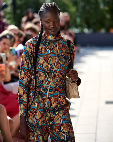Roubs Style, 9 August 2026, show 4, Runway. Frame U4DHGB