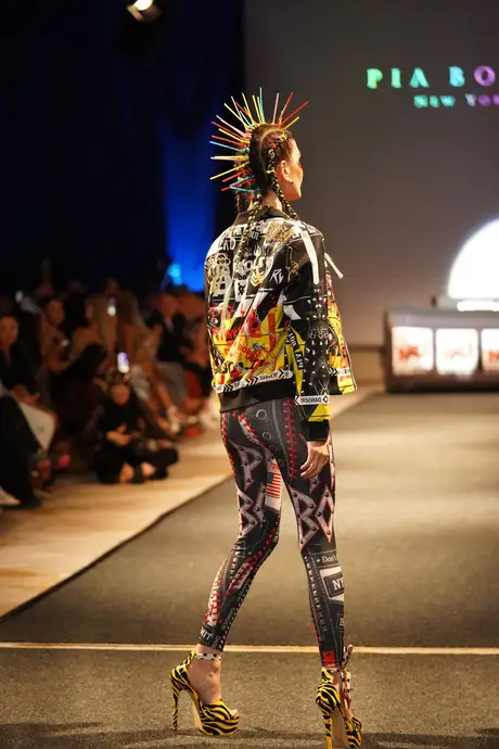 Pia Bolte, 8 August 2026, show 6, Runway. Frame BWFV39